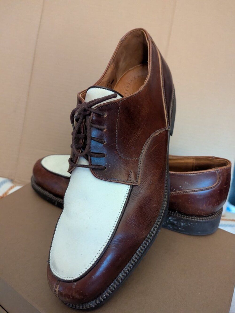 Johnston & Murphy Men's Two-Tone Split-Toe Spectator Derby Shoes Size 10.5 ITALY